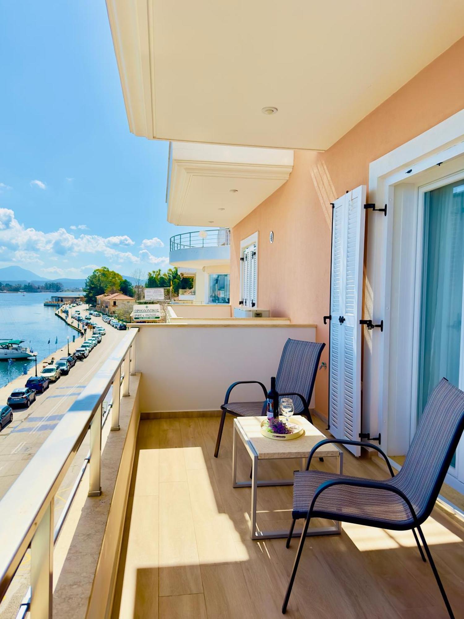 Appartamento Bluish 3A Preveza Esterno foto