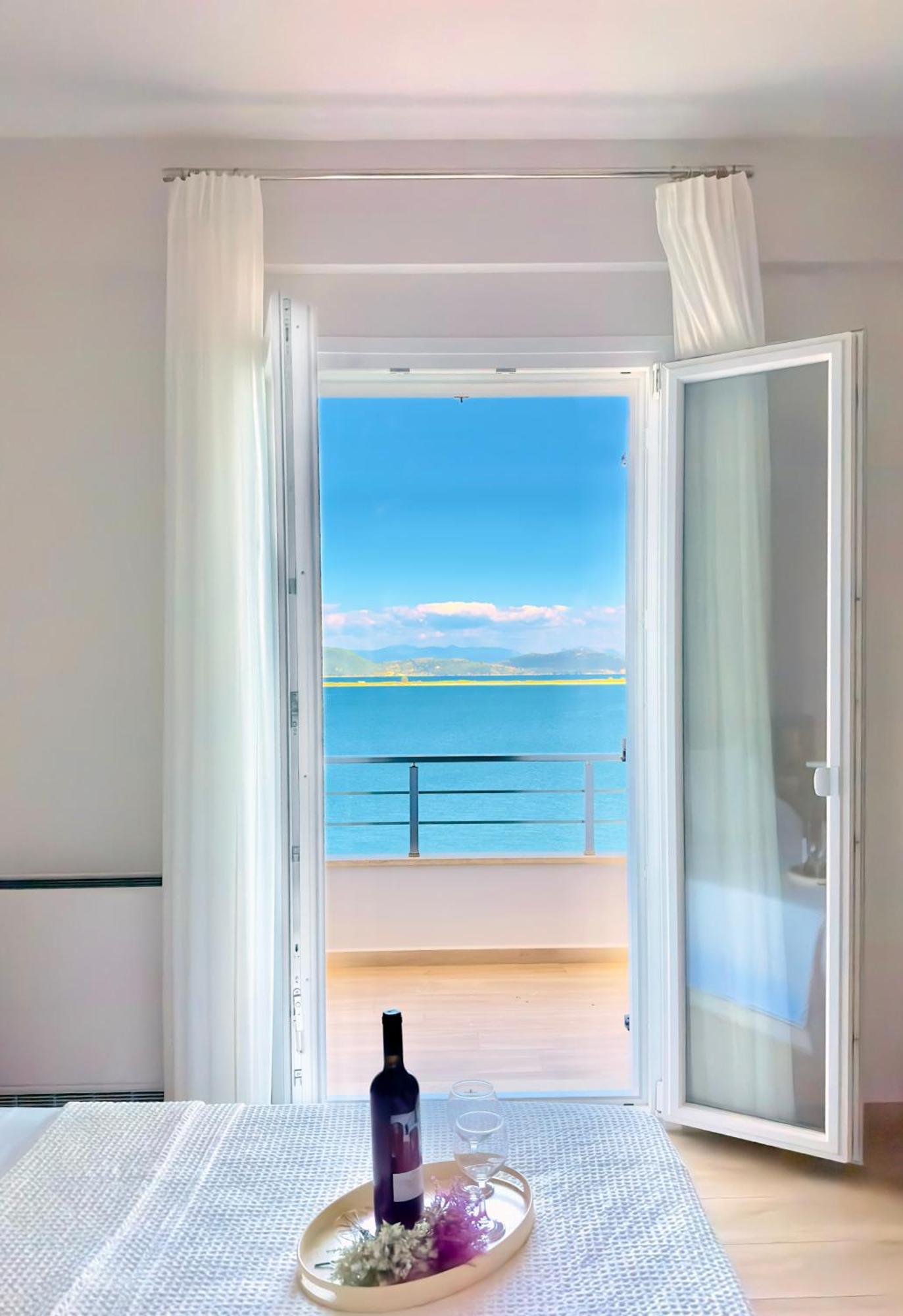 Appartamento Bluish 3A Preveza Esterno foto